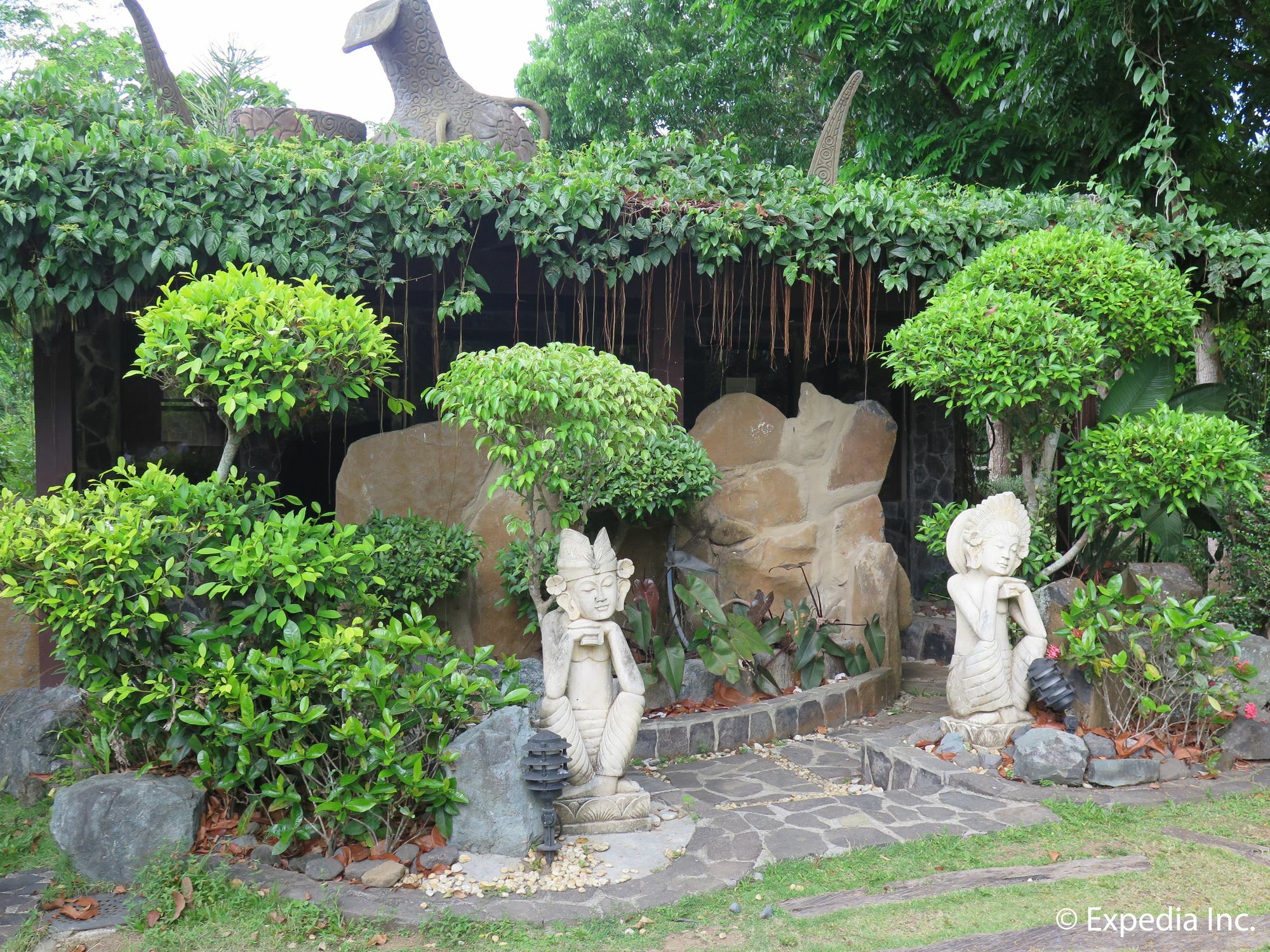 Willa Cintai Corito'S Garden Batangas Zewnętrze zdjęcie